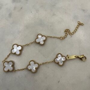 White Clover Station Bracelet Gold Tone Adjustable Mother of Pearl New Jewelry